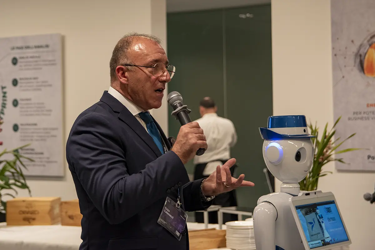 Aperitivo tra Umanoidi e Robotica Mobile Humans 4 Humans: Presentazione Itabot - Polo innovativo